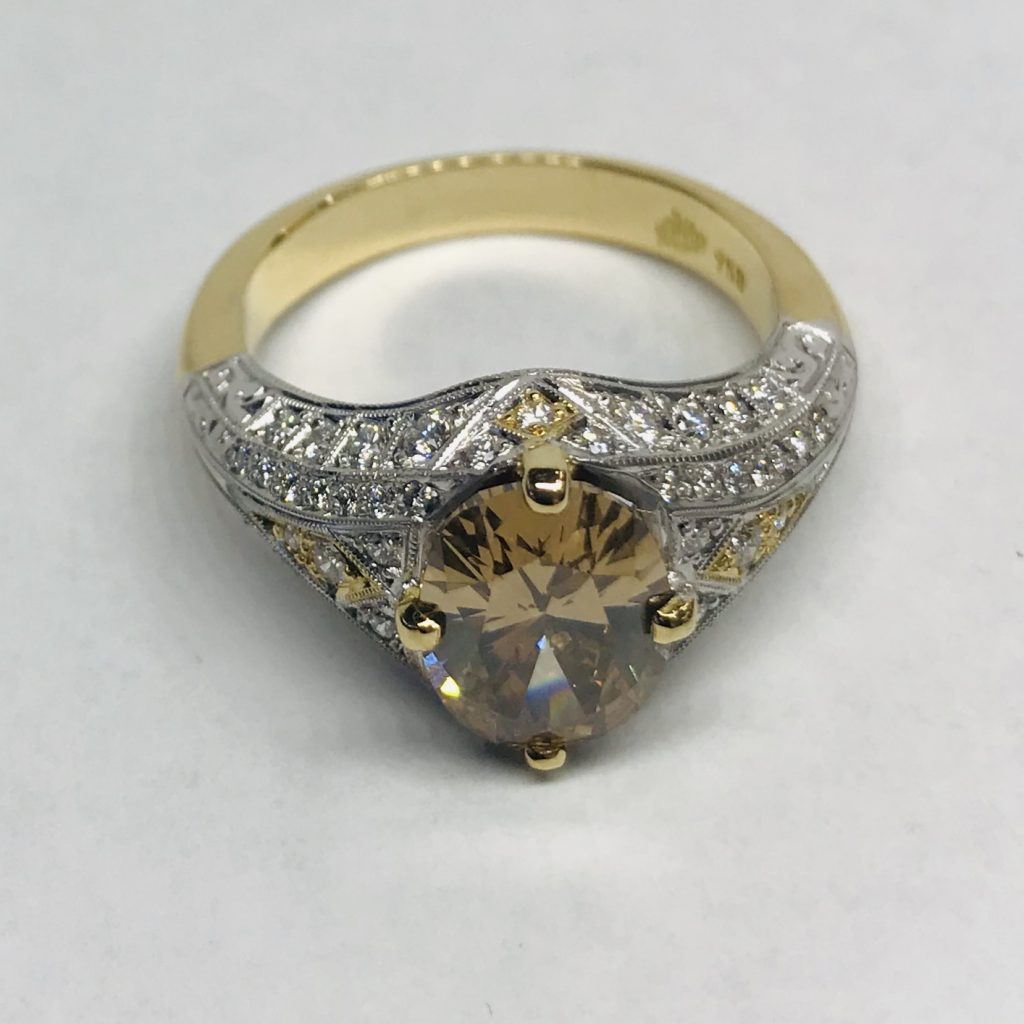 Cognac Diamond & Filigree white diamond set Ring with yellow gold inlays side view