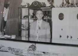 Hinton Family Adelaide Jewellers, Roy Hinton from Hinton & Son